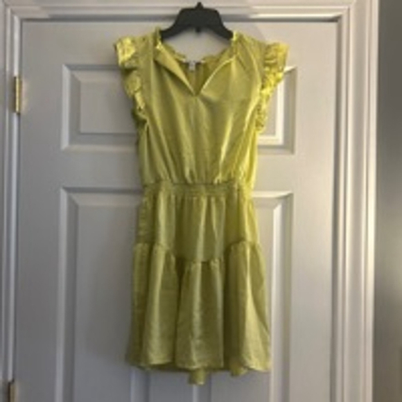 NWT/Steve Madden Yellow Dress Size S - Picture 1 of 5